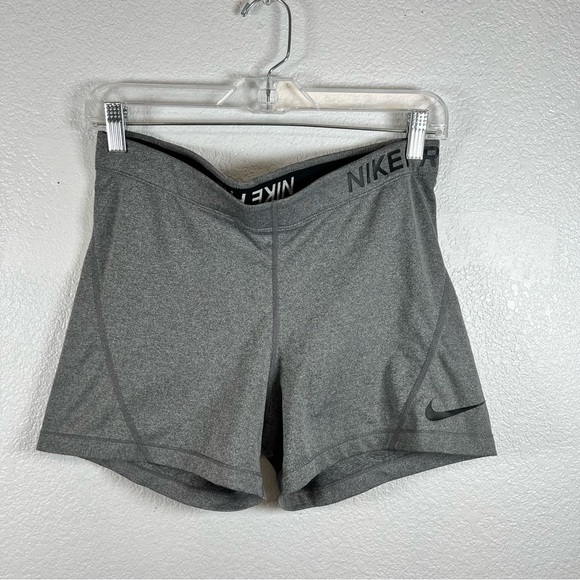 Nike Pro Charcoal Performance Shorts XL - Picture 1 of 5